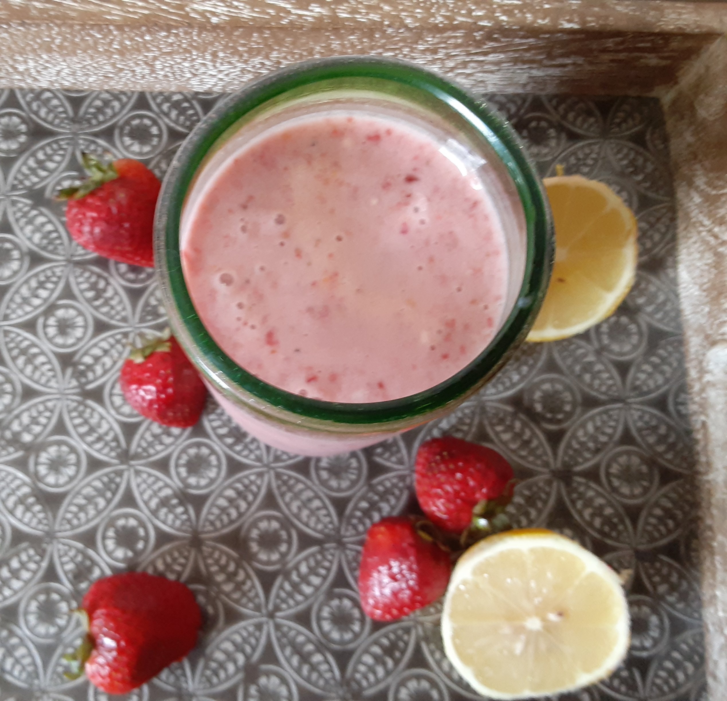 Strawberry Lemonade Smoothie